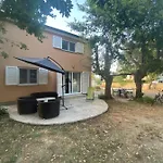Vaitiare Case de vacanță Pinezići