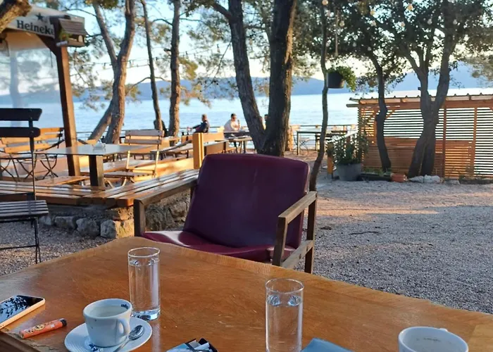 Vaitiare Pinezići